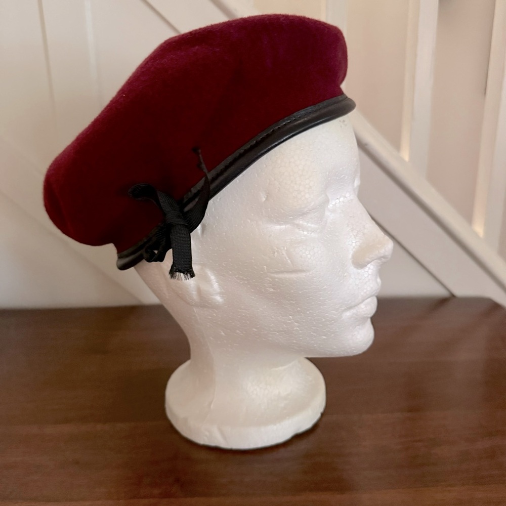 Vtg Raspberry Beret Wool Punk Rock DSCP Garrison Collection Made in USA Sz 6 7/8 - Picture 9 of 10